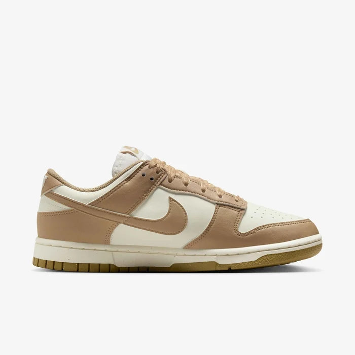 Womens Dunk Low Lace Shoe