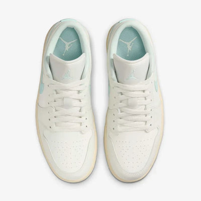 Womens Jordan 1 Low Shoe