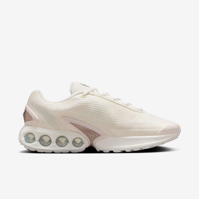 Womens Air Max DN Shoe