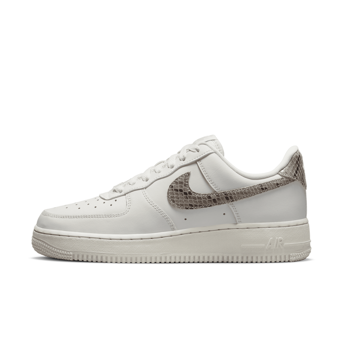 Womens Air Force 1 Shoe