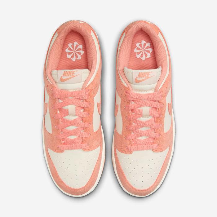 Womens Dunk Low Shoe