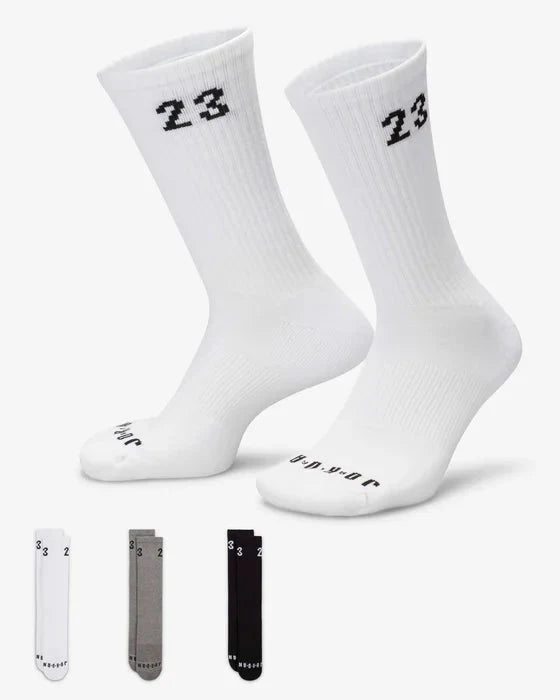 3 Pack Jordan Essential Crew Socks
