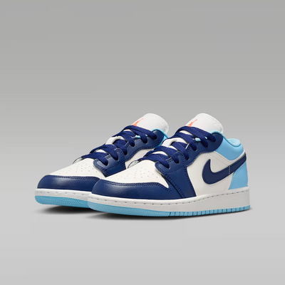 Junior Air Jordan 1 Low Shoe