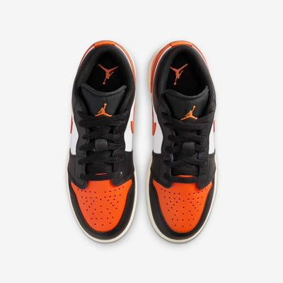 Junior Air Jordan 1 Low Shoe