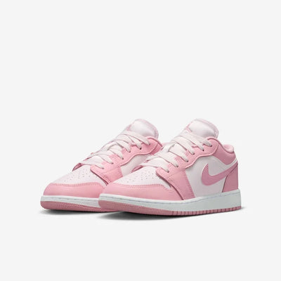 Junior Air Jordan 1 Low Shoe