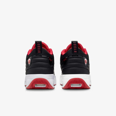 Mens Max Aura 6 Basketball Shoe