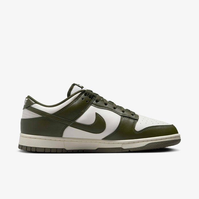 Mens Dunk Low Retro BTTYS Shoe