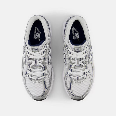 Junior 740 Shoe
