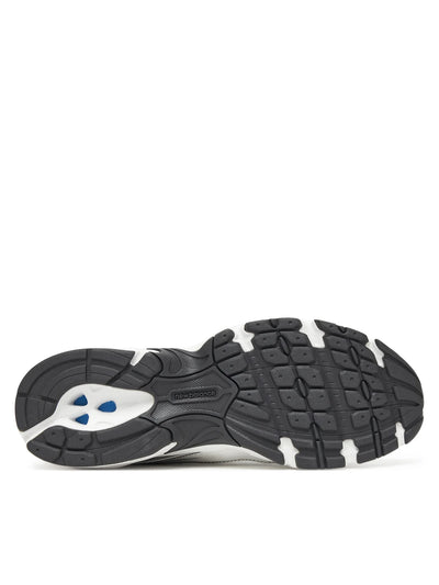 Womens 740 Shoe