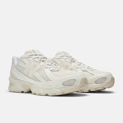 Womens 740 Shoe
