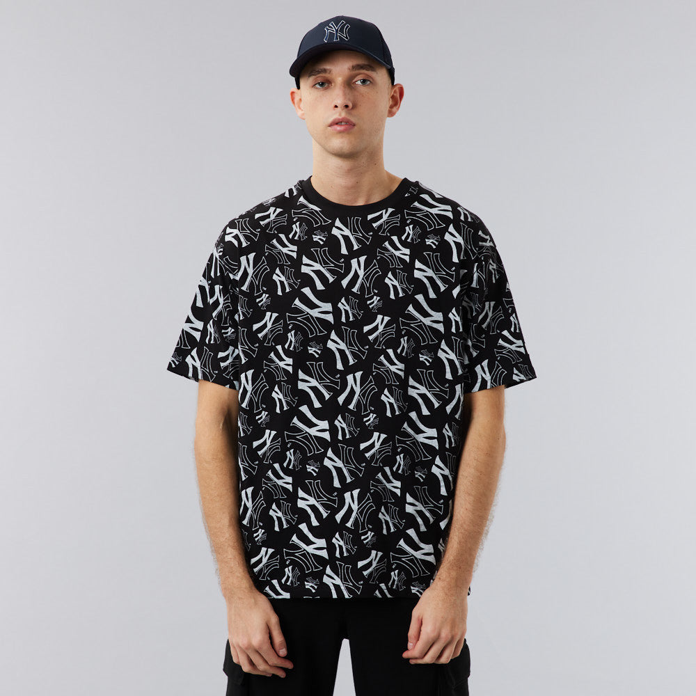 New York Yankees Short Sleeve Oversized T-Shirt