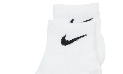 EVERYDAY LIGHTWEIGHT ANKLE SOCKS - 3 PACK